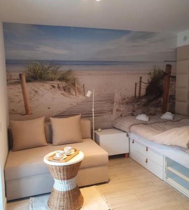 Apartament Beige z ogródkiem