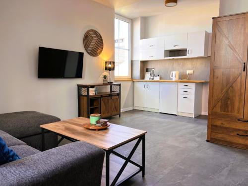 Apartament w centrum miasta przy parku i jeziorze