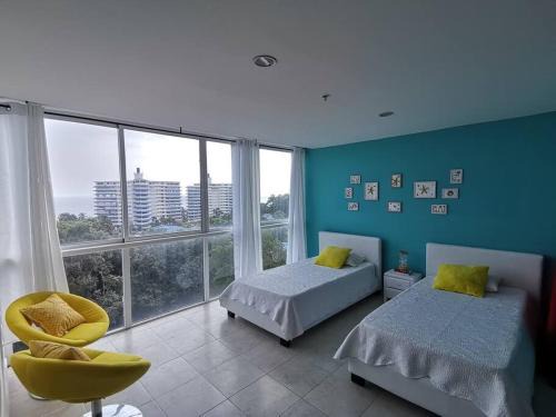 Apartamento de playa con vista al mar en coronado