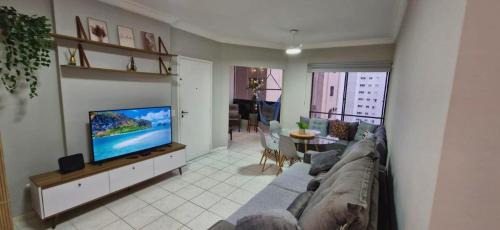 Apartamento Praia das Pitangueiras - Condomínio Golden Tower
