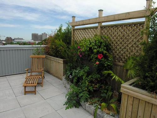 ApartHotelMontreal by Les Terrasses Saint Urbain 2225I2
