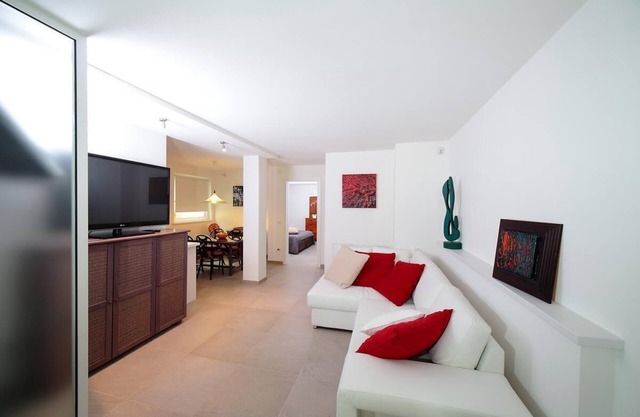 APARTMENT FOR 2/5 PEOPLE IN AGRITURISMO WITH SWIMMINGPOOL WITH THERMAL WATER