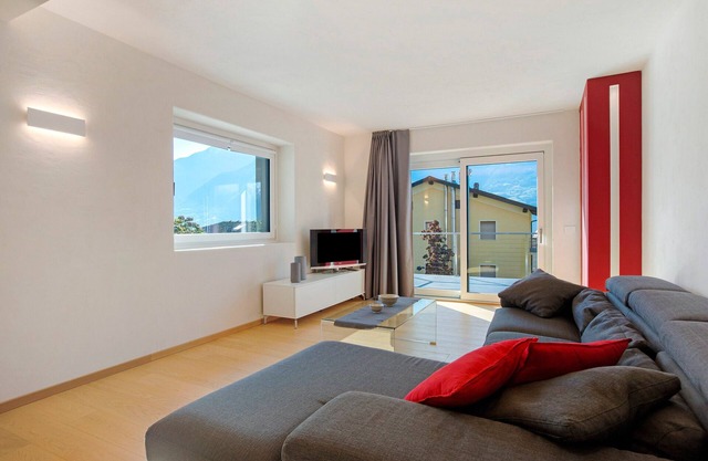 Apartment 'Aurelie' with Mountain View, Balcony and Wi-Fi