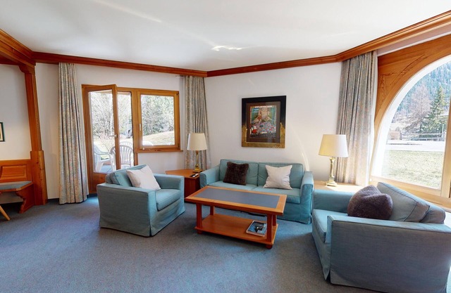 Apartment Belvair 31 - Cozy 3.5-Room Apartment in Zuoz