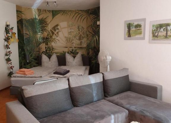 Apartment Blütenstadt Werder im Souterraine