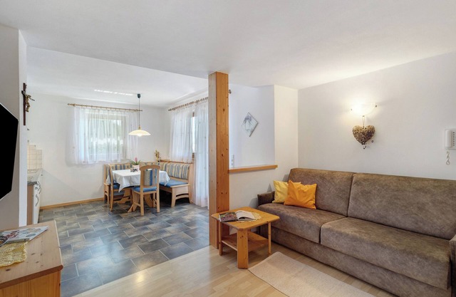 Apartment 'Buche' with Mountain View, Private Garden and Wi-Fi