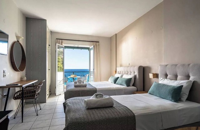 Apartment In A Hotel 'Sunset Triple 2' with Sea View, Wi-Fi and Air Conditioning