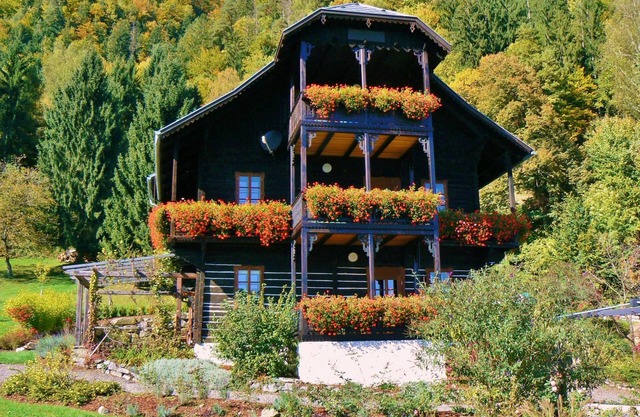Apartment in Art Nouveau villa on Lake Ossiach with free access to the lake