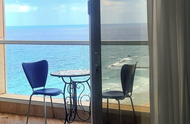 Apartment In Bat Yam With Kitchen, Child Friendly, Other