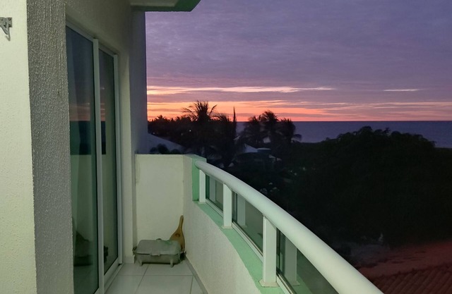 APARTMENT IN CUMBUCO ON THE SAND – STUNNING VIEW AND DIRECT ACCESS TO THE BEACH