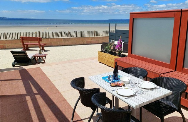 Apartment in excellent location, direct access to the beach, Plonévez-Porzay