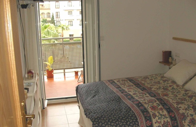 APARTMENT IN ISLAND CINNAMON