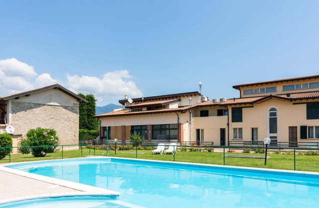 Apartment in Salò with Pool & Olive Groves