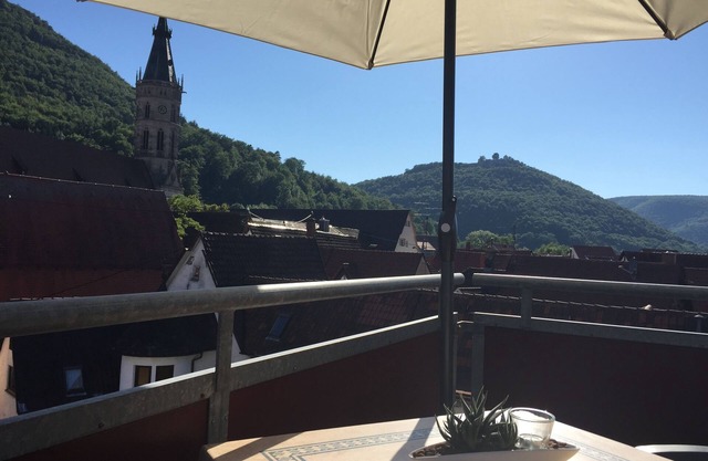 Apartment in the heart of the historic old town, roof terrace to the courtyard, great view