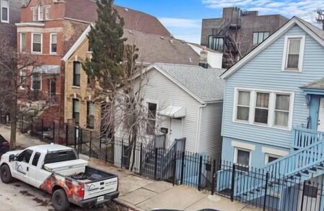 Apartment in Vibrant Wicker Park