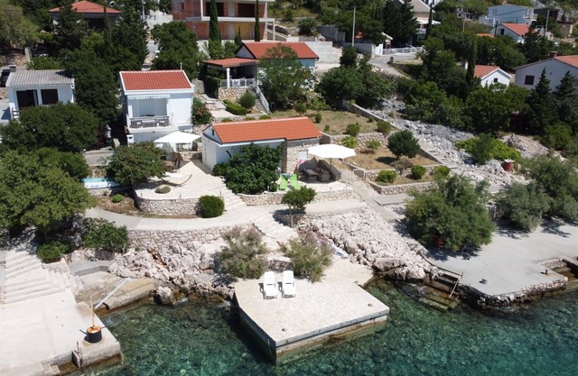 Apartment "Lavanda" right on the sea