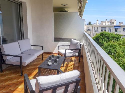 Apartment Le Clos tranquille by Interhome