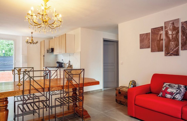 Apartment "Les Salons du Bastier 3" with Shared Pool & Wi-Fi