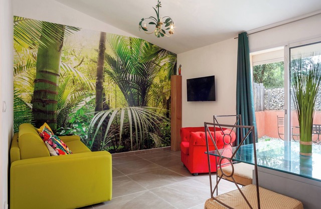 Apartment "Les Salons du Bastier 2" with Private Terrace & Wi-Fi
