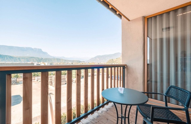 Apartment 'Maso Renner 8' with Mountain View, Wi-Fi and Air Conditioning