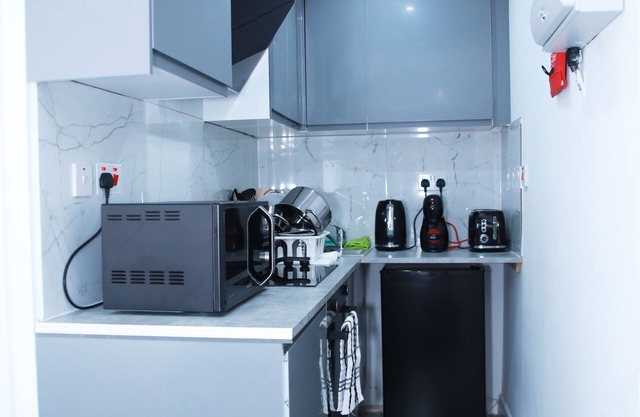 Apartment - Sleeps 5 & Free Parking