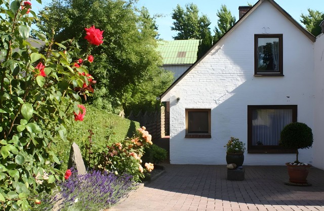 Apartment 'Sorgenfrei' with Private Terrace, Private Garden and Wi-Fi