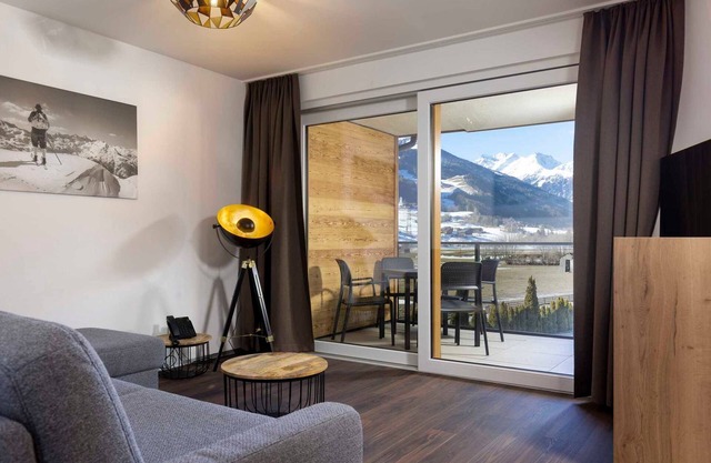 Apartment Superior with sauna 3rd floor - AlpenParks Apartment Montana