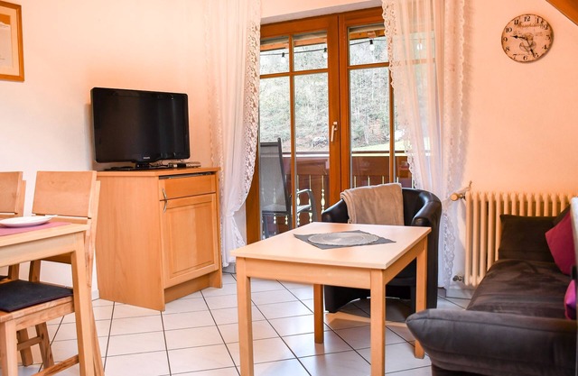Apartment 'Talblick' with Shared Terrace, Balcony and Wi-Fi