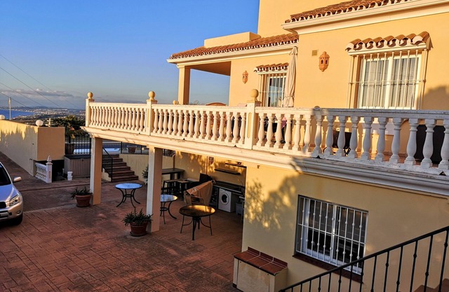 Apartment 'Villa Roca' with Sea View, Wi-Fi and Air Conditioning