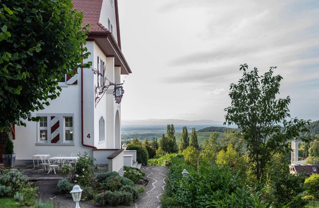 Apartment 'Villa Schlössle' with Mountain View, Private Terrace and Wi-Fi