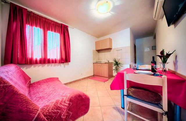 Apartments Bruna Lastovo-Standard One Bedroom Apartment with Balcony and Sea View-Crveni