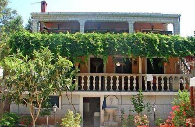 Apartments Marija, (10031), Silba, Croatia