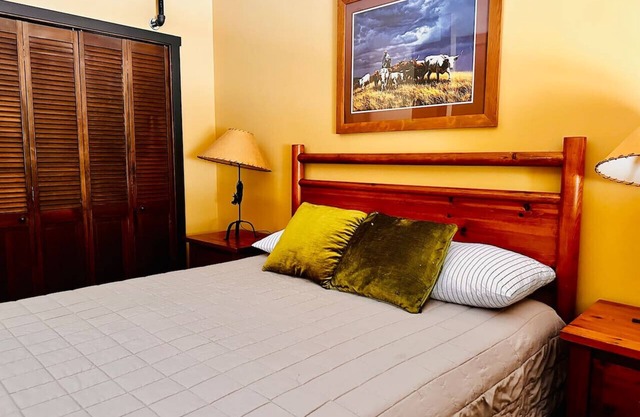 Apex Mountain ~ Alpine Ski Out ~ Apex Mountain Inn