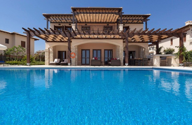 Aphrodite Hills Mythos Collection | Villa Iris | Private Pool | Sea View | 5.