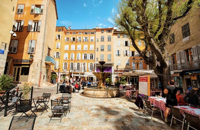 Appart Hotel Centifolia - Place aux aires