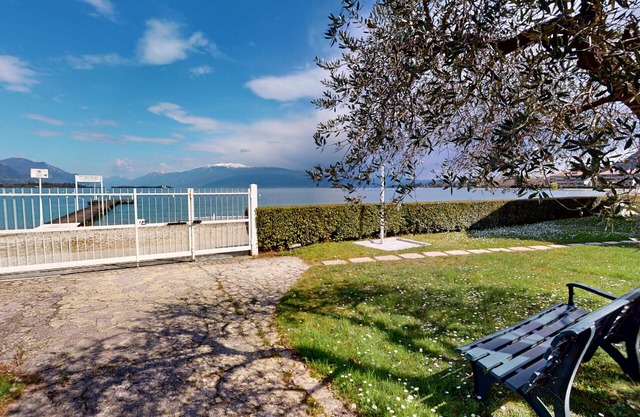 Appartamento Maria Elena by Bookinggardalake