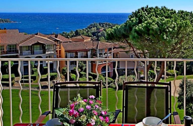 Appartement Cap Estérel Agay vue mer avec climatisation