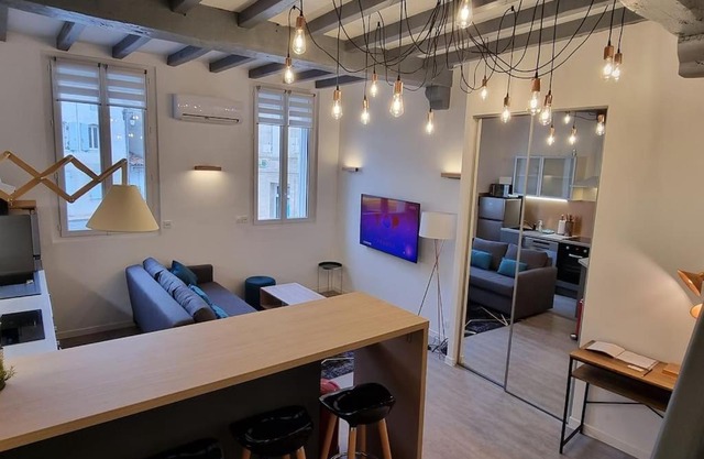 Appartement entièrement rénové en hyper centre! Le Rétro Chic - Terrasse privée - Parking gratuit