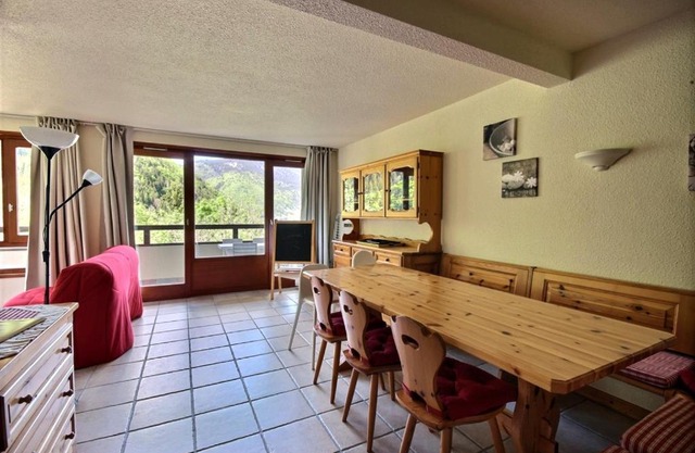 APPARTEMENT LUMINEUX -SAINT JEAN D'AULPS STATION- 6 PERS-ENCHAPLE A3