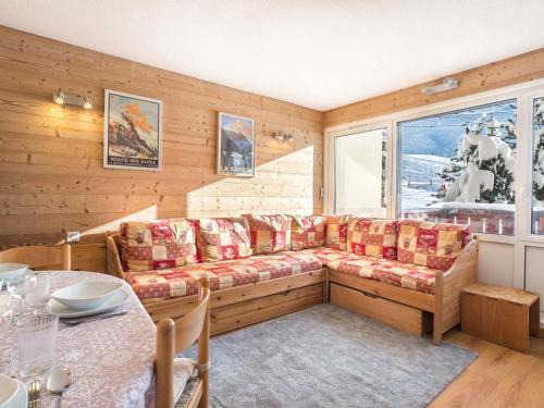 Appartement ski aux pieds avec balcon et WiFi à Val Thorens - FR-1-640-55