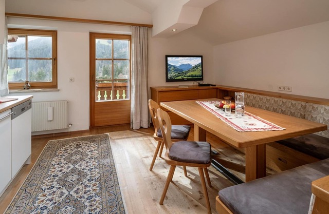 Appartement " Sonnenröslein " - Haus Rosenheim