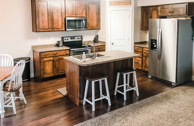 Apple Seed Family Townhome in Santaquin
