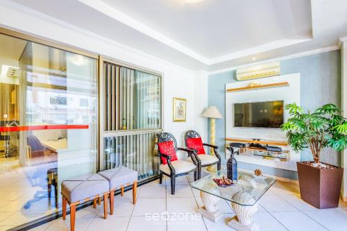 Apt completo com varanda, Setor Sudoeste - POR0017