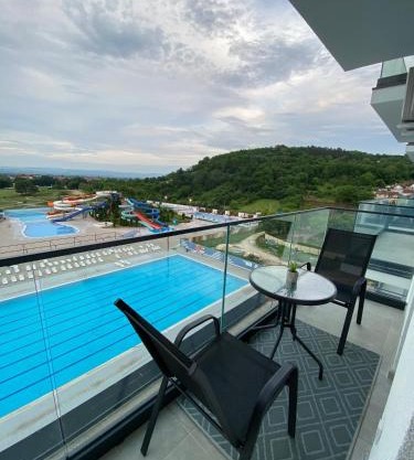Aqua Panoramic Apartments