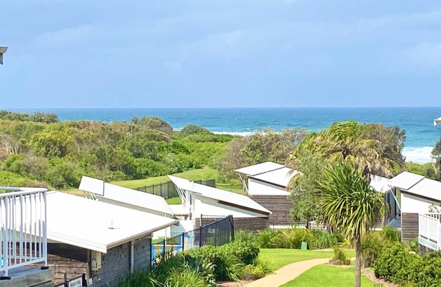 Aqua Villa at Caves Beach Villas