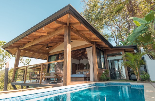 "Aquamarine" Studio Villa with pool