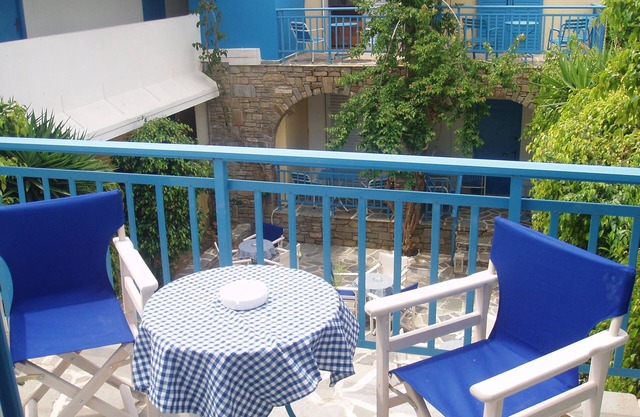 Aratos Hotel