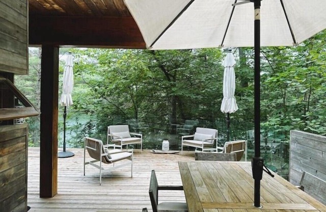 Architectural Cottage on Baptiste Lake
