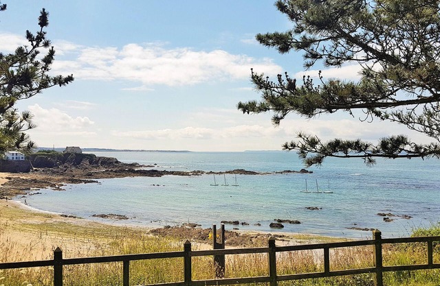 Are you dreaming of a cozy family vacation in Brittany?