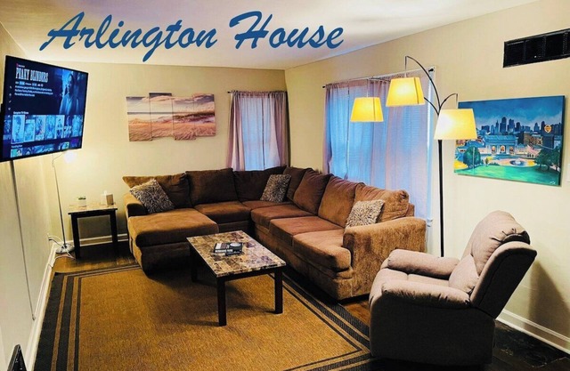 Arlington House